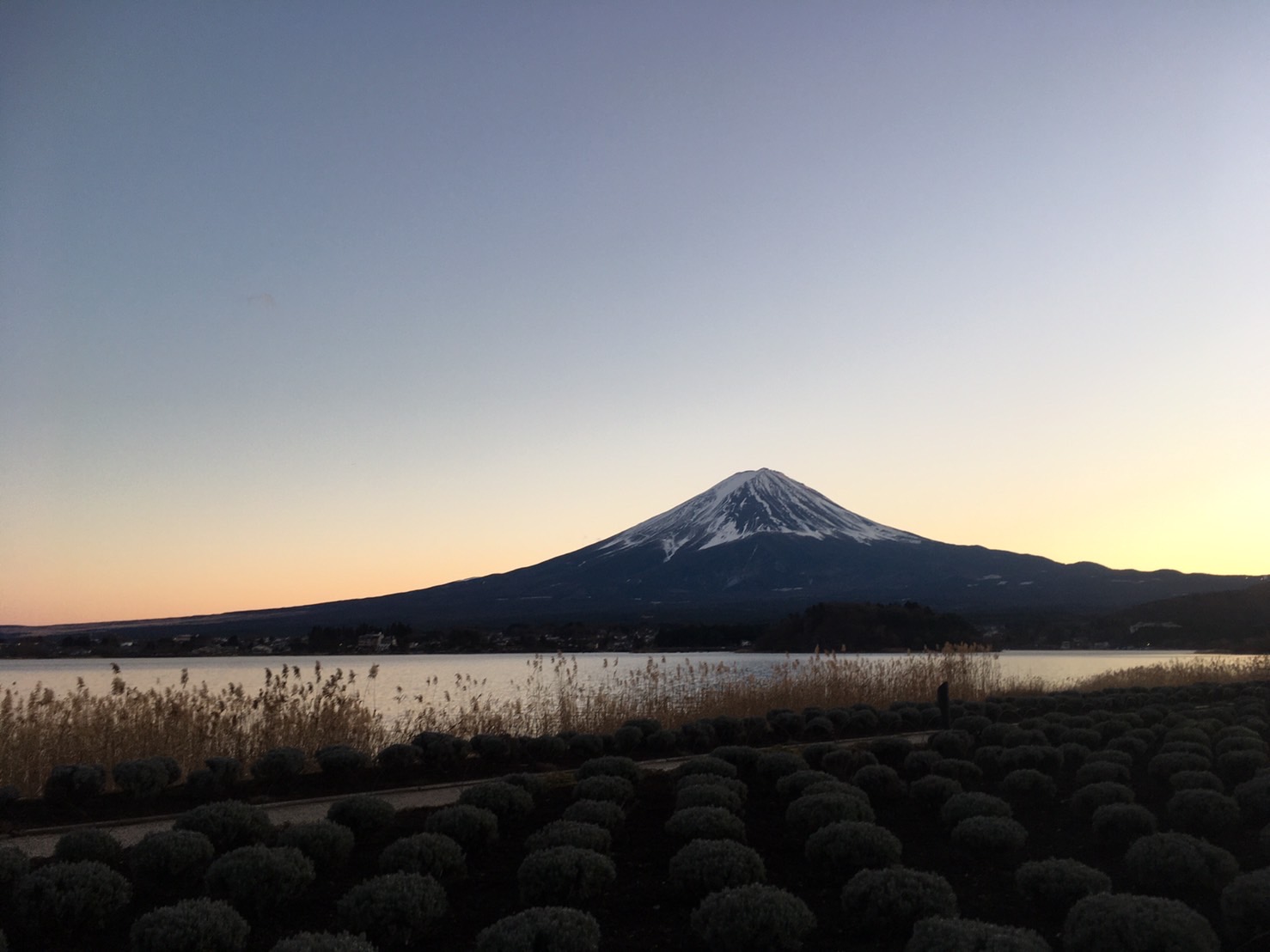 富士山遠景-2